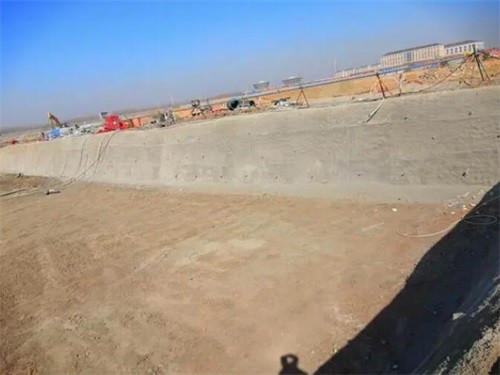 仲巴高铁桩基础建设