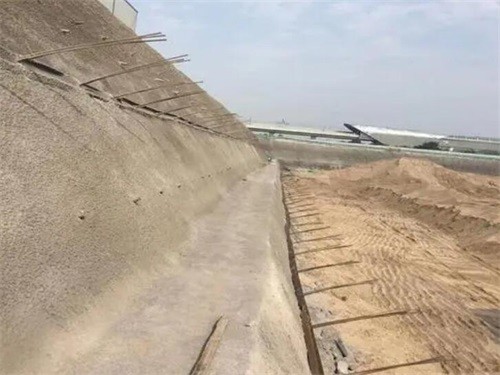 仲巴河道边坡加固